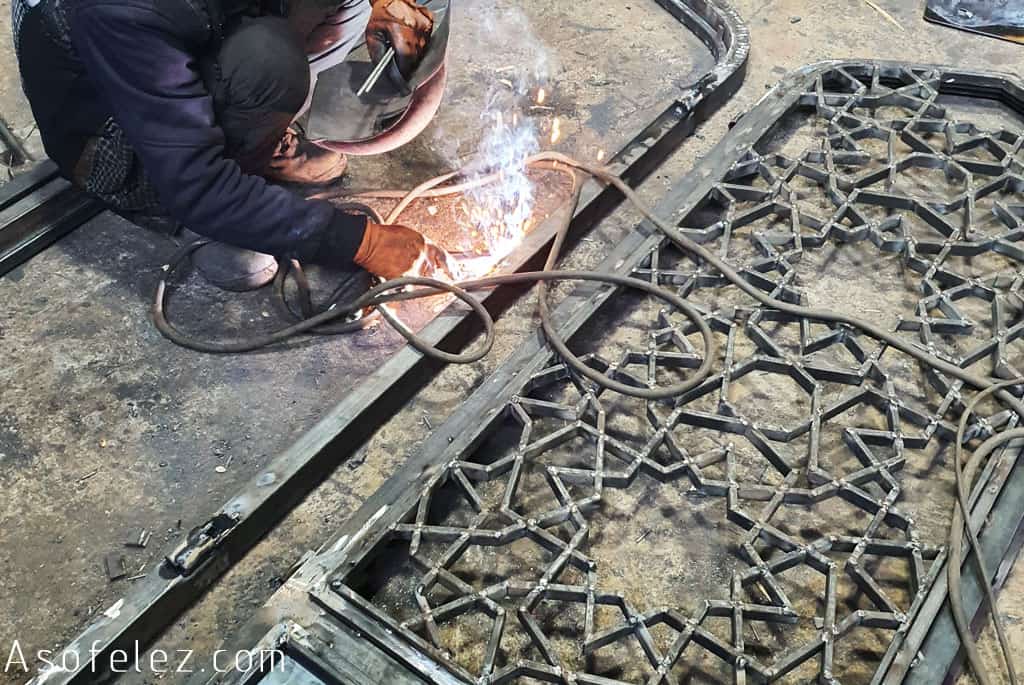 انواع گره چینی فلزی سنتی در معماری آسوفلز asofelez.com