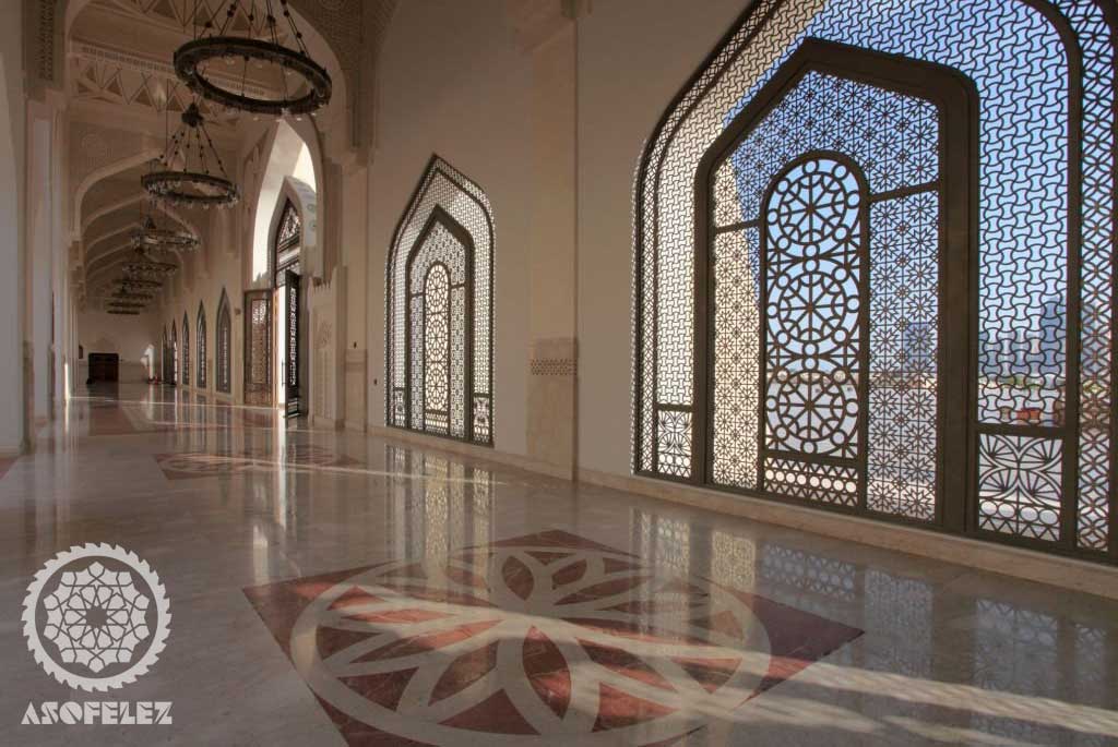 ایجاد شفافیت و ارتباط جامعه با درب و پنجره‌های فلزی یکی از مزیت‌های استفاده از درب و پنجره باز در معماری مساجد، ایجاد شفافیت و ارتباط با جامعه است. با اینکه مسجد به‌عنوان محلی برای ادای نماز و عبادت توسط افراد استفاده می‌شود، اما این محل در بسیاری از جوامع به‌عنوان قطب فرهنگی و اجتماعی شناخته شده است. استفاده از درب و پنجره باز در معماری مساجد می‌تواند به ایجاد شفافیت و ارتباط مستقیم با جامعه کمک کند. با افزایش شفافیت در طراحی مسجد، افراد بیشتری به داخل مسجد جذب خواهند شد و احساس دوست‌داشتنی‌تری نسبت به این مکان خواهند داشت. علاوه بر این، امکان مشاهده فضای داخلی مسجد از خارج، باعث افزایش احساس امنیت و آرامش برای بازدیدکنندگان خواهد شد. به‌طورکلی، استفاده از درب و پنجره باز در معماری مساجد، به ایجاد ارتباط بین جامعه و مسجد، و افزایش شفافیت و احساس خوشایندتری نسبت به این مکان، کمک می‌کند. در این رویکرد، مسجد به‌عنوان مرکز فرهنگی و اجتماعی بیشتری به نظر می‌رسد و این موضوع می‌تواند به تقویت بنیان‌های اجتماعی و فرهنگی جامعه کمک کند. درب مسجدی درب مسجدی در یزد درب و پنجره مسجدی درب فلزی مسجدی مسجد ساخت درب مسجد درب مسجد مسجد در حال ساخت طرح درب مسجد درب مسجد فلزی درب مساجد درب حیاط مسجد مشبک فلزی گره چینی فلزی درب گره چینی فلزی قیمت گره چینی فلزی گره چینی گره چینی فلز گره چینی خرید آموزش گره چینی صنایع فلزی فلز فلزکاری جوشکاری پنجره فلزی طرح پنجره فلزی قیمت رنگ آمیزی درب و پنجره فلزی عکس پنجره فلزی ترکیب رنگ درب و پنجره فلزی آموزش ساخت درب و پنجره فلزی قیمت روز درب و پنجره فلزی رنگ درب و پنجره فلزی درب و پنجره فلزی پیش ساخته پنجره ارسی فلزی پنجره آهنی ارزان پنجره آهنی اتاق انواع پنجره فلزی ساختمان ساخت پنجره آهنی قاب پنجره فلزی پنجره فلزي پنجره فلزی بزرگ پنجره فلزی باغ پنجره آهنی بزرگ پنجره آهنی با حفاظ چگونه پنجره فلزی بسازیم پنجره پنجره آهنی پذیرایی پنجره فلزی راه پله پروفیل پنجره فلزی پنجره توری فلزی تصاویر پنجره فلزی ساختمان ساخت حفاظ پنجره ساخت پنجره دوجداره پنجره فلزی جدید پنجره آهنی جدید در و پنجره فلزی جدید جوشکاری پنجره فلزی جدیدترین رنگ درب و پنجره فلزی جوشکاری درب و پنجره فلزی درب و پنجره فلزی جدید چسباندن توری فلزی به پنجره قیمت چهارچوب فلزی پنجره چارچوب فلزی پنجره حفاظ پنجره فلزی حفاظ درب و پنجره فلزی انواع حفاظ فلزی پنجره گنبد فلزی ساخت گنبد فلزی اجرای گنبد فلزی اموزش ساخت گنبد فلزی روش ساخت گنبد فلزی ساخت گنبد فلزی در اصفهان نحوه ساخت گنبد فلزی قیمت ساخت گنبد فلزی طراحی گنبد فلزی دیتیل گنبد فلزی انواع گنبد فلزی استند فلزی اسکلت فلزی اسکلت فلزی ساختمان سازه گنبدی فلزی پله فلزی پله پیچ گنبد فلزی تهران گوی فلزی تو پر گنبد گنبد دو پوسته شیشه رنگی قیمت شیشه رنگی قیمت شیشه رنگی سنتی مسجد شیراز شیشه رنگی شیشه رنگی ایرانی معماری سنتی معماری ایرانی معماری اسلامی ارسی اوروسی اورسی شیشه رنگی تهران آسوفلز asofelez.com صنایع فلزی آسو