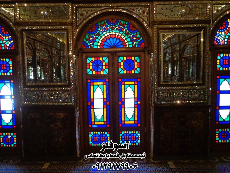 درب سنتی گره چینی پر شده با شیشه رنگی - تصویر 2
